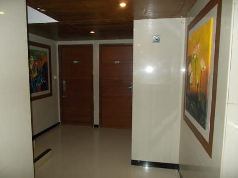 Lotus Bay View Hotel Hotel in Puducherry