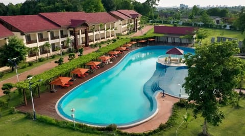 Pool view, Swimming pool