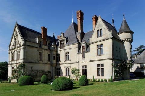 Facade/entrance, Balcony/Terrace