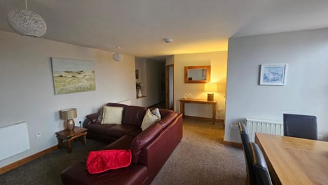 Modern 1 bed Apartment close to Campbeltown Apartment in England