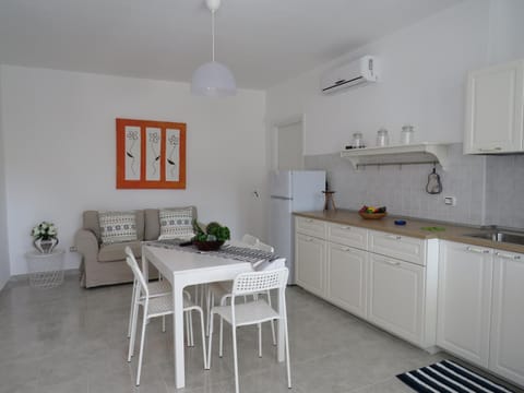 CASA VACANZA AFE A POCHI PASSI DAL MARE Apartment in Province of Foggia