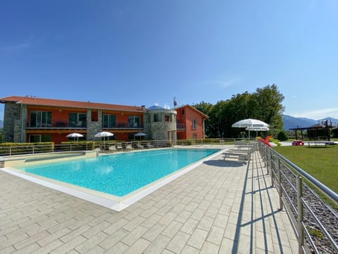 Residence Villa Paradiso Apartment hotel in Colico