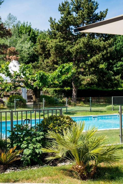 Pool view, Swimming pool