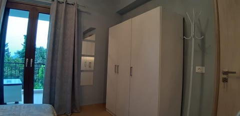 Bedroom, Area and facilities