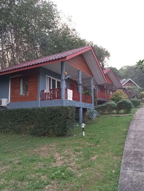 Property building, Garden view, Sea view