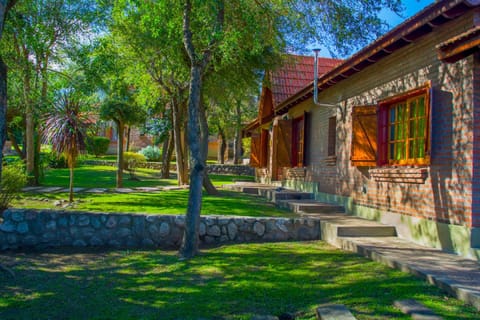 Complejo Vip Houses Capanno nella natura in Villa de Merlo