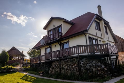 Cabana Mosneagului Villa in Brașov County