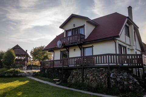 Cabana Mosneagului Villa in Brașov County