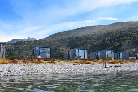 Natural landscape, Balcony/Terrace, Lake view, Mountain view