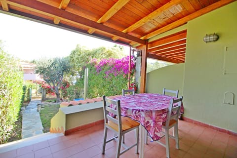 Patio, Day, View (from property/room), Balcony/Terrace, Dining area