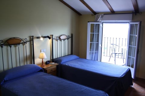 Bed, Balcony/Terrace, Photo of the whole room