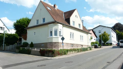 Casa Maria App. Jose 1. Obergeschoss Apartment in Saarland, 66, Germany