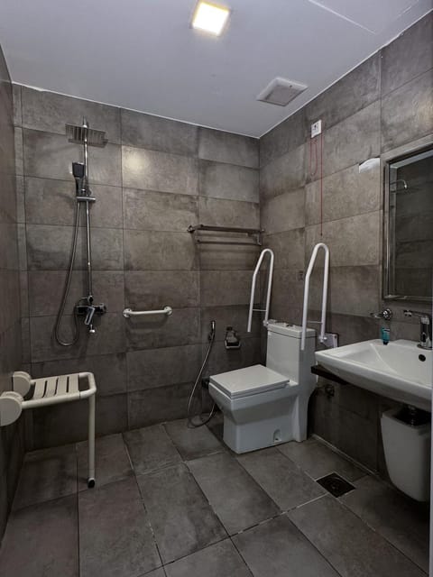 Shower, Toilet, Bathroom