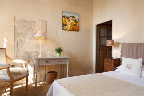 Photo of the whole room, Decorative detail, Bedroom