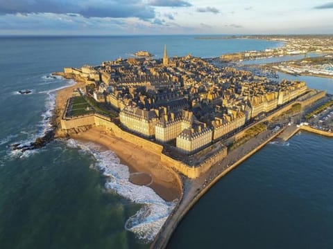 Alba hotel Hotel in St-Malo