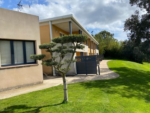 Property building, Natural landscape