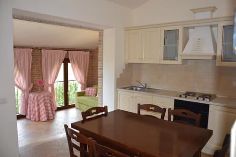 Cumana Blu Apartments Appart-hôtel in Marche