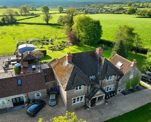 Knoll Hill Farm, The Place To Stay Bed and Breakfast in Mendip District