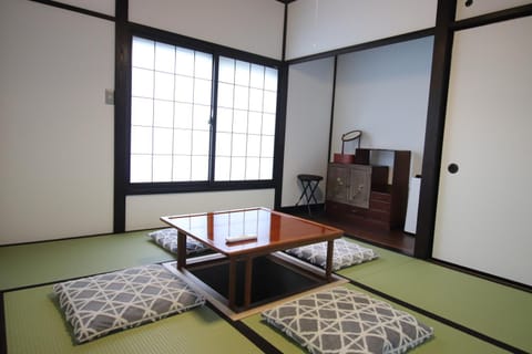 Yamaguchi House Annex, Private House with Onsen House in Hakone