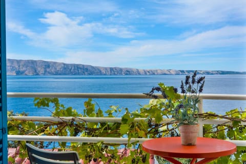 Day, Natural landscape, View (from property/room), Balcony/Terrace, Sea view