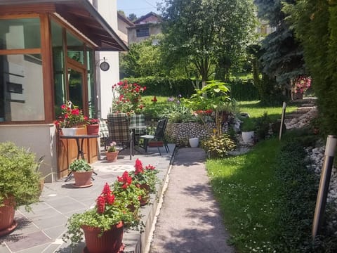 Patio, Facade/entrance, Garden