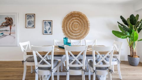 Decorative detail, Dining area