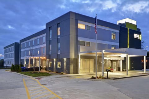 Home2 Suites By Hilton Grand Rapids North Hôtel in Grand Rapids