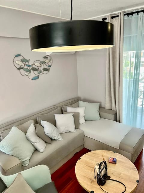 Brand new brilliant apartment at Athenian Riviera Condominio in Alimos