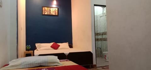 RELAX PAYING GUEST HOUSE Bed and Breakfast in Varanasi