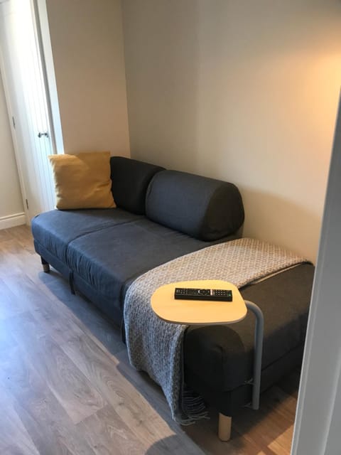 Bush House Accommodation - The Diamond Apartment in Northern Ireland