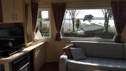 Pine Ridge 59 Rockley Park Poole with sea view sleeps six Campeggio /
resort per camper in Poole