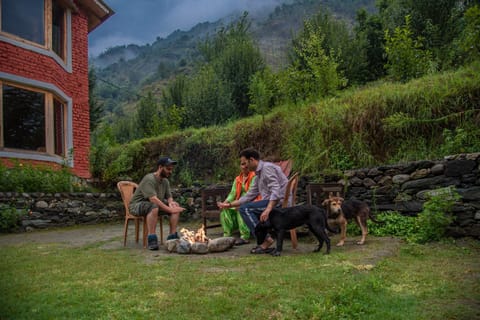 River View Cottages by Livingstone Villa in Himachal Pradesh