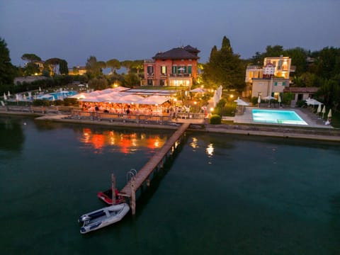 Property building, Restaurant/places to eat, Swimming pool