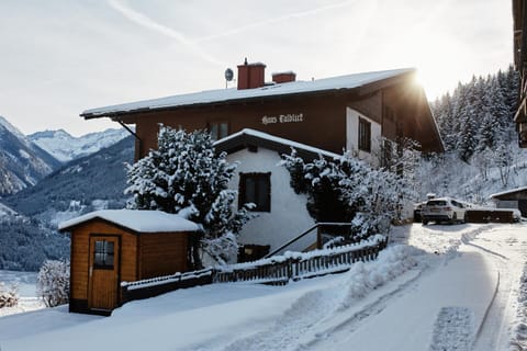 Property building, Winter