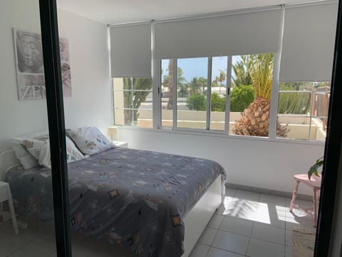 Luxury estudio en Playa Roca a primera linea del mar Condo in Costa Teguise