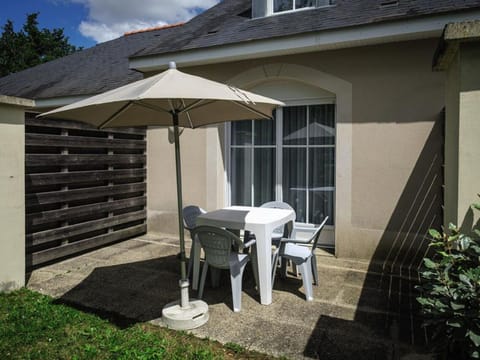 Holiday home Club Le Domaine Du Golf 2 House in Saumur