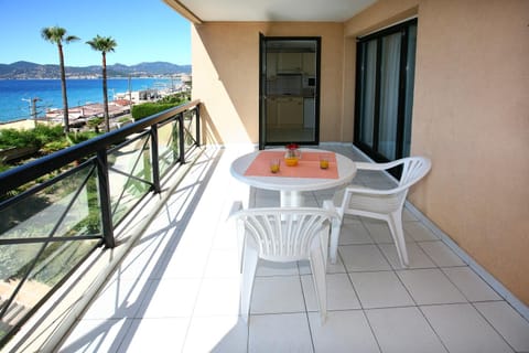 Residhotel Villa Maupassant Aparthotel in Cannes
