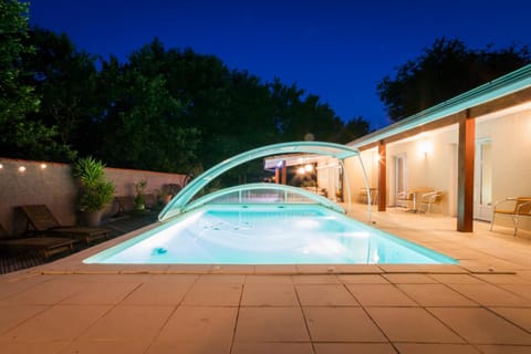 Patio, Balcony/Terrace, Pool view, Swimming pool