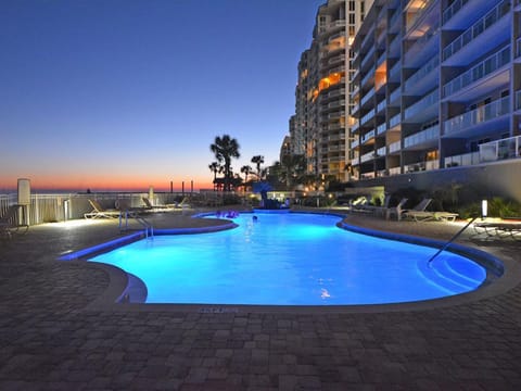 Sterling Sands Beach Resort by Panhandle Getaways Apartment in Destin
