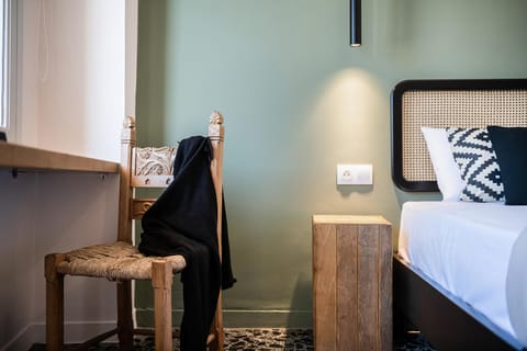 Bed, Photo of the whole room, Bedroom, hair dresser