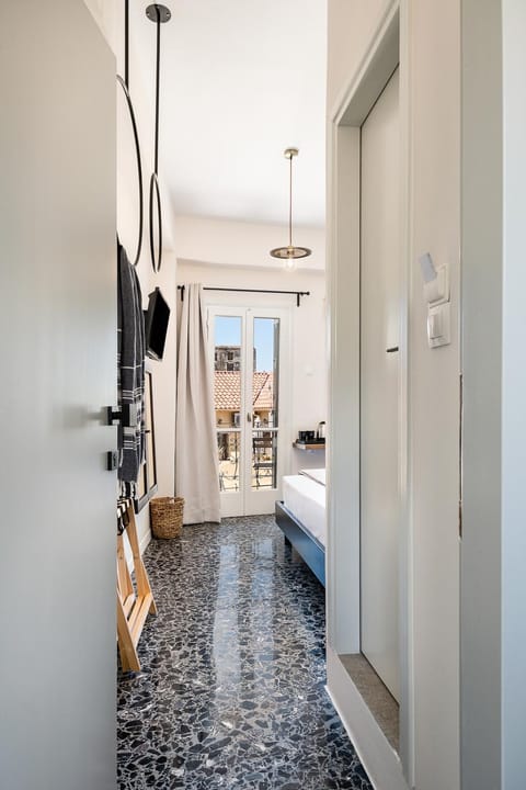 Bed, TV and multimedia, Photo of the whole room, Bedroom, wardrobe