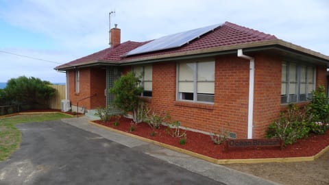 OCEAN BREEZE House in Warrnambool