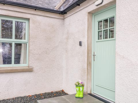 Minnie's Cottage, Killeavy House in Northern Ireland