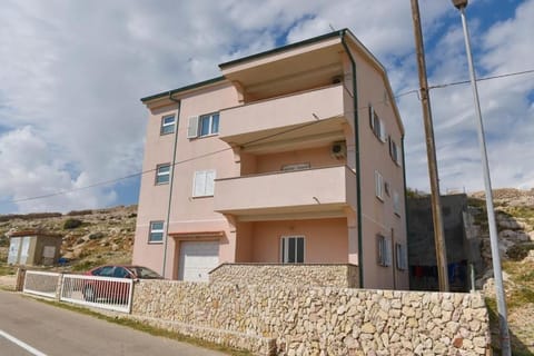 Apartments with a parking space Zubovici, Pag - 15342 Copropriété in Zadar County