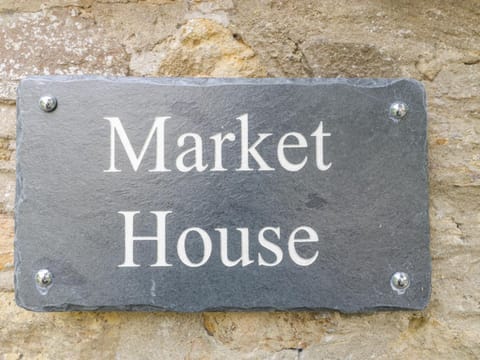 Market House Casa in West Dorset District