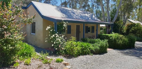 Donnybrook Cottages - Donnybrook Condo in Clare