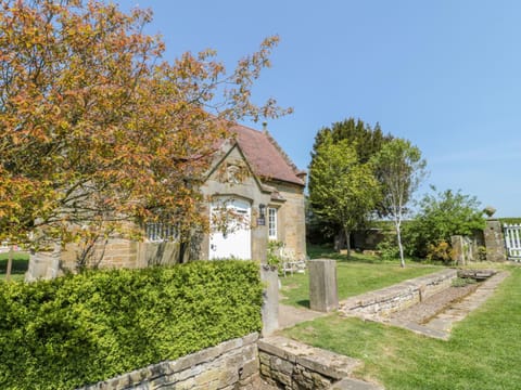 Fenwick Retreat at Fenwick Lodge House in England