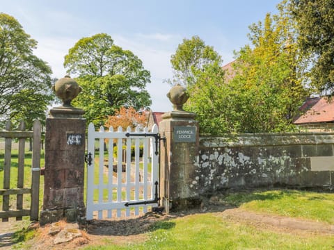 Fenwick Retreat at Fenwick Lodge House in England