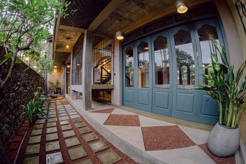 Property building, Garden, Garden view