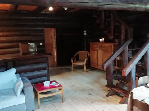 Cosy Chalet in Quend Plage les Pins with Barbecue Chalet in Quend